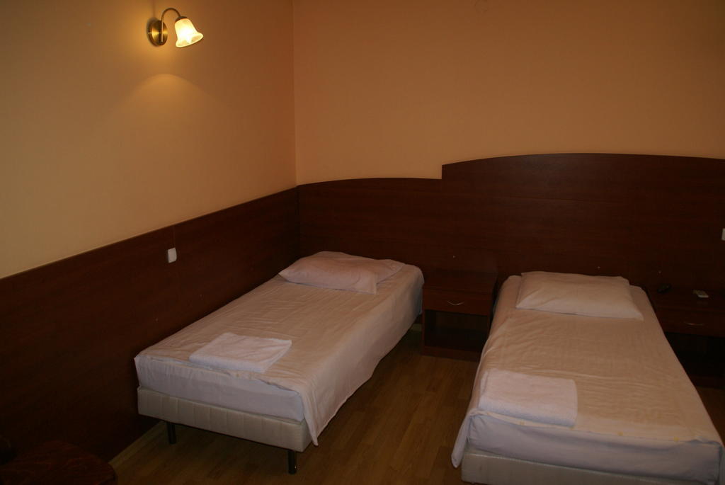 Hotel Prokocim Cracovia Esterno foto